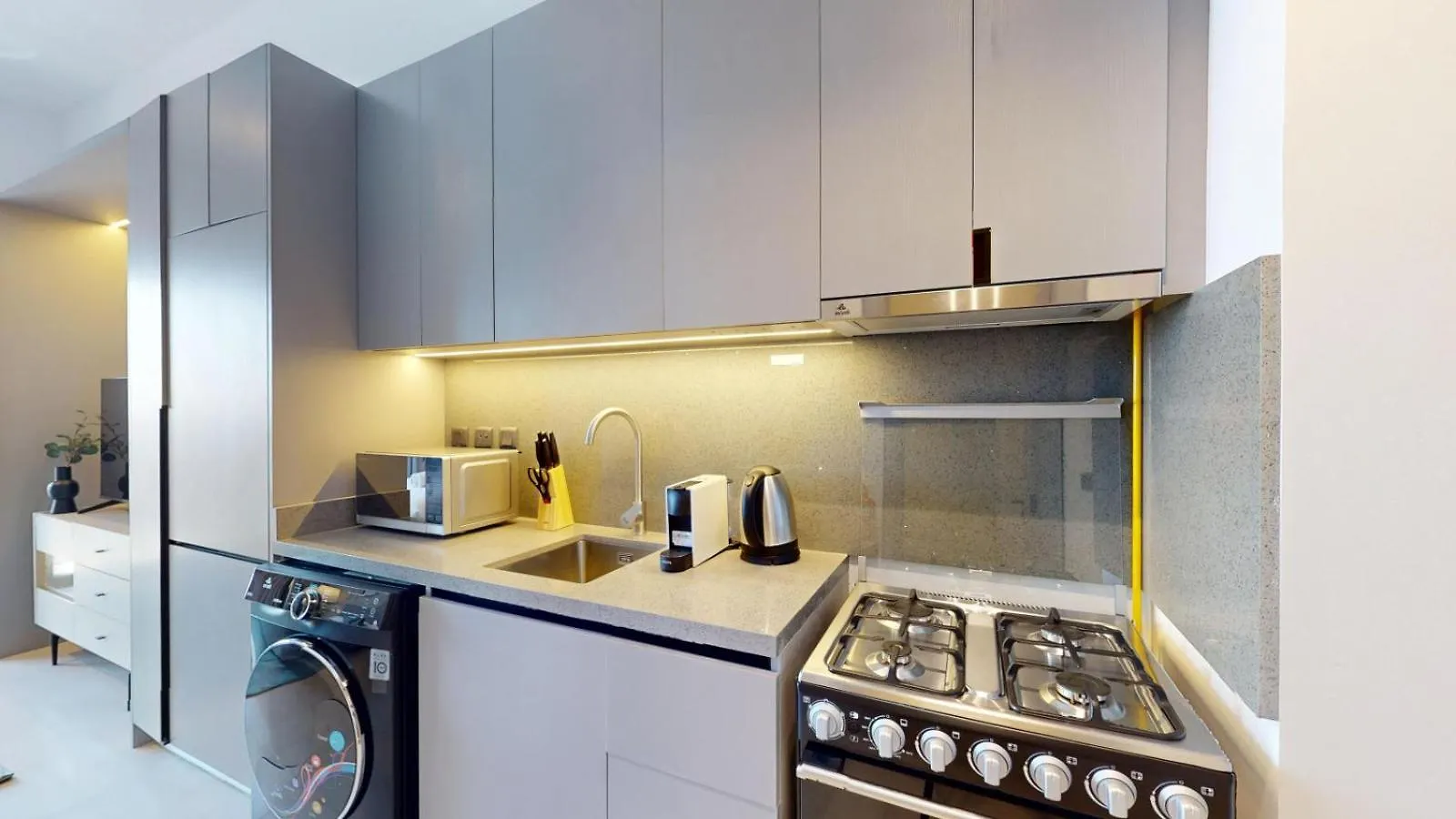 Mag 980 - Cosy Studio With City Views In Meydan Dubai 0*,  United Arab Emirates